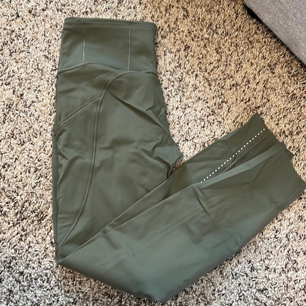 lululemon fast and free gray sage
